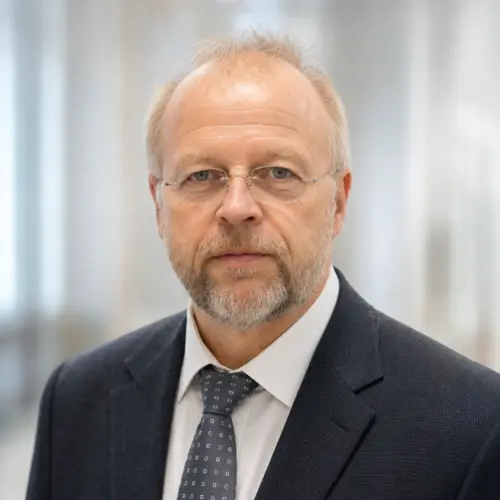 Porträt von Rüdiger Göbel